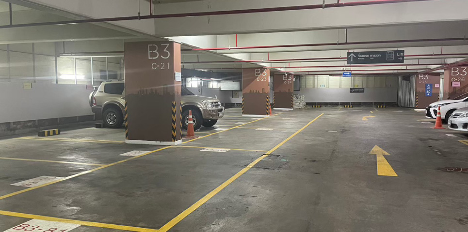 208 Building Wireless Road parking