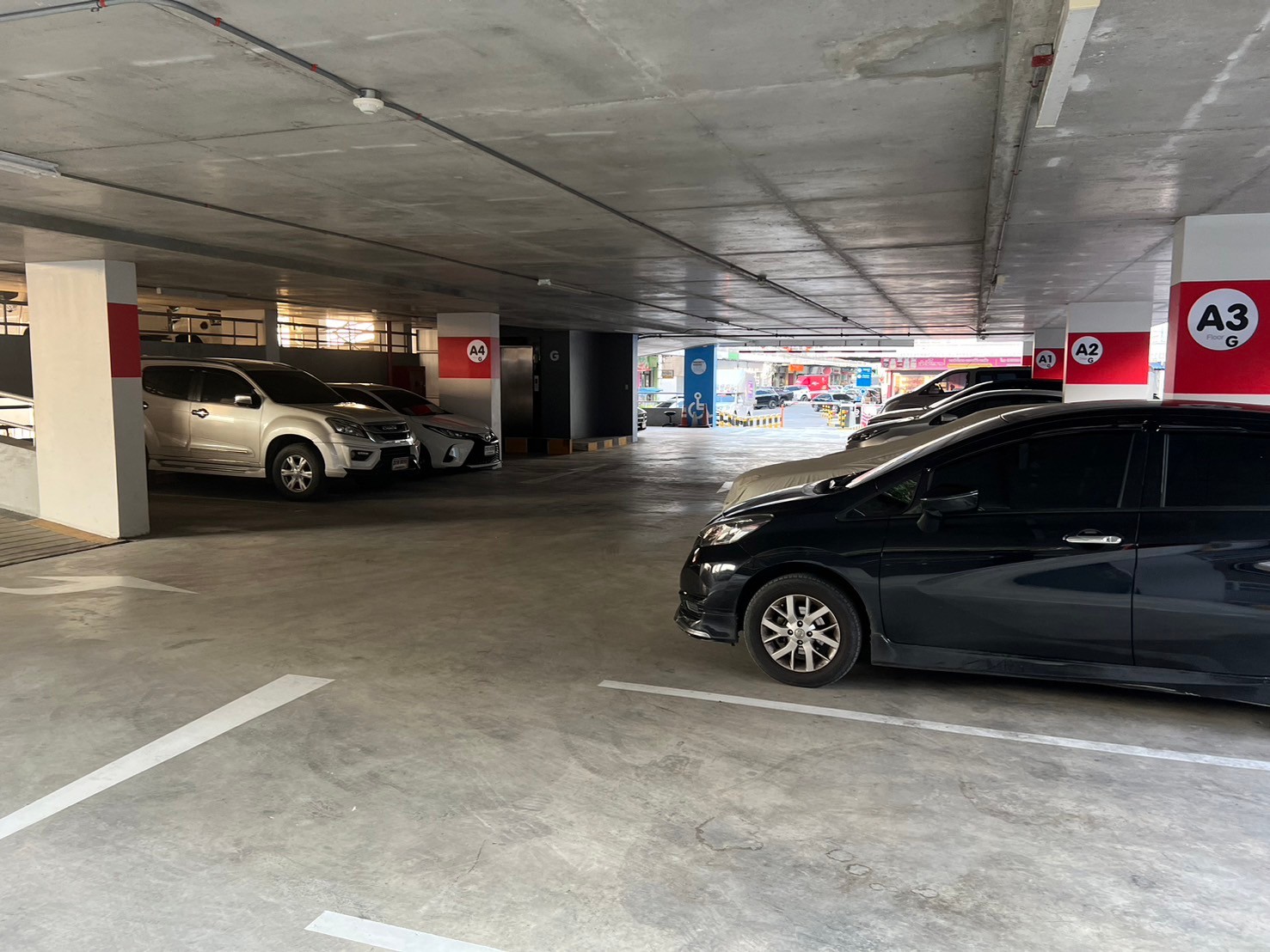 ที่จอดรถตลาดใหม่ดอนเมือง