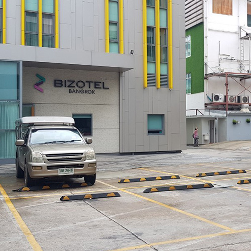 picture of Bizotel Bangkok Hotel007