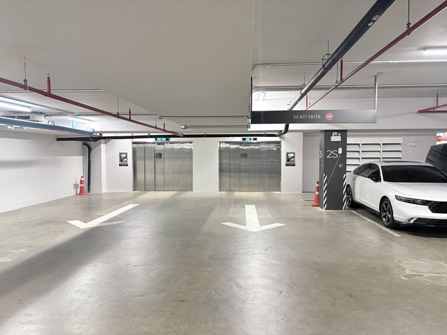picture of One City Center Parking 002